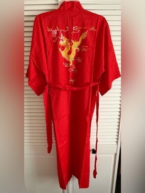 1960’s Vintage Red Dragon Embroidered Kimono Robe